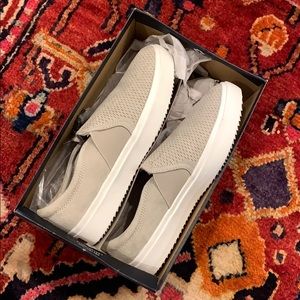 NWT Dr. Scholl’s Wander Up Slip-On Sneakers